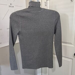 Chico's Classic Gray Knit Top